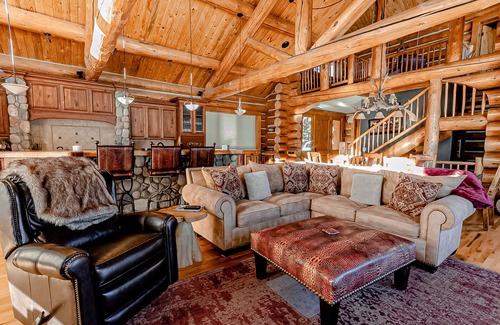 Grand Lake House | Grand Lincoln Log Cabin - Spectacular Luxury Lakefront Estate