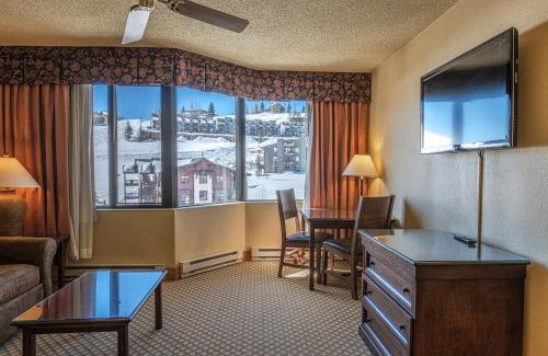 Crested Butte Apartment | Grand Lodge Condo in the Heart of Mt CB condo