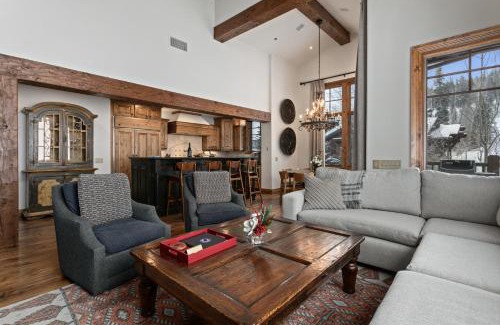 Empire Pass Apartment | Grand Lodge - Four Bedroom #405 - Ski-in ski-out condo