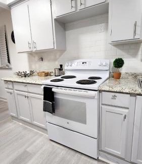 Niagara Falls Apartment | Grand Manor - Big 2 Bedroom - USA Side