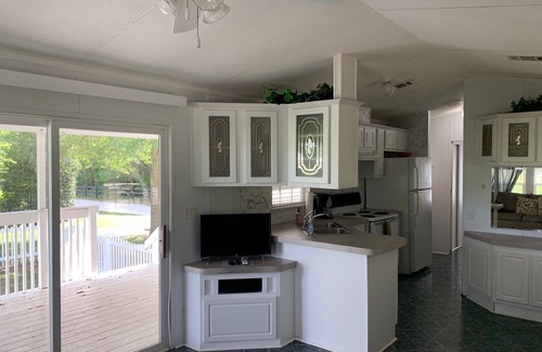 Weirsdale Cottage | Grand Oaks Resort