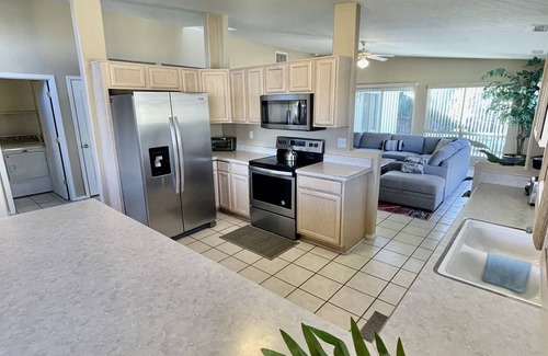 Prescott House | Grand Residence: Spacious Retreat (3 bed/2 bath)
