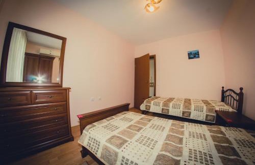Sveti Vlas Apartment | Grand Resort