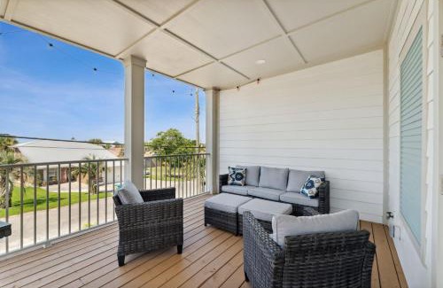 Laguna Beach Estates House | Grand Retreat I! 4BR 5BA Sleeps 15! Private Pool! Luxury and comfort await!