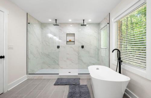 Church Street House | Grand Retreat - Luxury Vacation for Large Groups