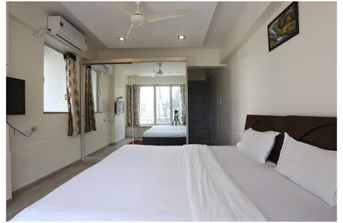 Powai Apartment | Grand Rosso Apartments