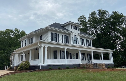 Pickens Villa | Grand Southern Elegance near Downtown Pickens