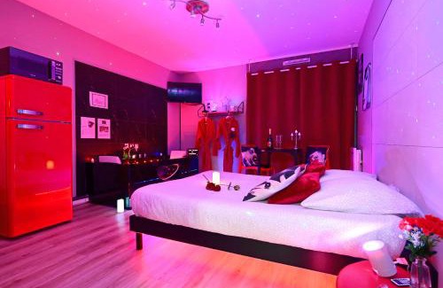 Biscarrosse Plage Apartment | Grand Studio BISCARROSSE PLAGE Une nuit A 2 avec Sauna Luxe, Balnéo, Océan rien que pour vous