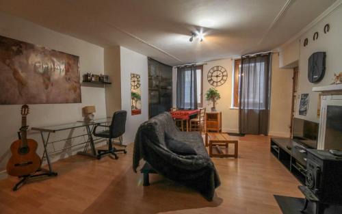 Guillestre Apartment | Grand studio tout confort, centre historique