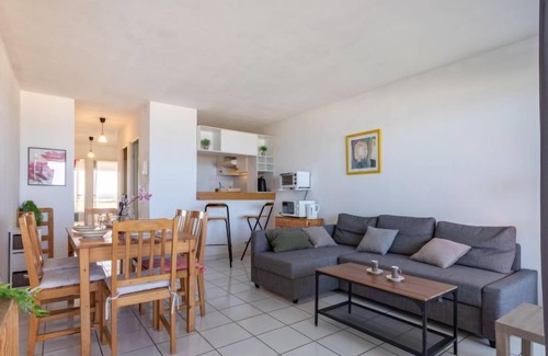 La Cote Radieuse Apartment | Grand Sud by Interhome