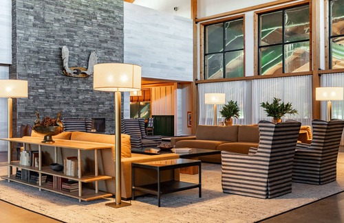 Rothschild House | Grand Suite With Access to Pool, Hot Tub, and Gym