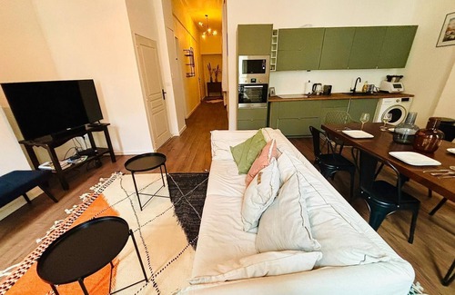 La Joliette Apartment | Grand T4 Coeur DE Marseille