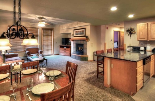 Four O'Clock Condo | Grand Timber Lodge Ski in/Ski out -two bedroom