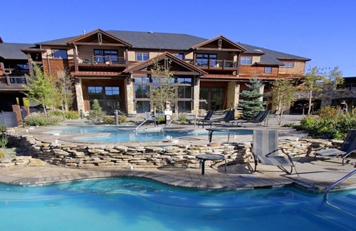 Four O'Clock Condo | Grand Timber Lodge-Ski in/Ski out -Studio
