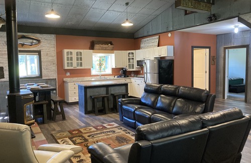 Kingsley Cabin | Grand Traverse County Cabin in the Woods