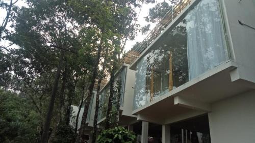 Devikolam Bed & Breakfast | Grand Trees Resort