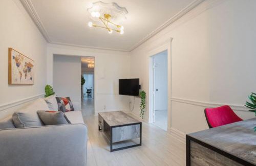 Griffintown Apartment | Grand Urban 4BR Luxe Loft in Griffintown
