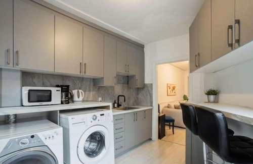Griffintown Apartment | Grand Urban 4BR Luxe Loft in Griffintown