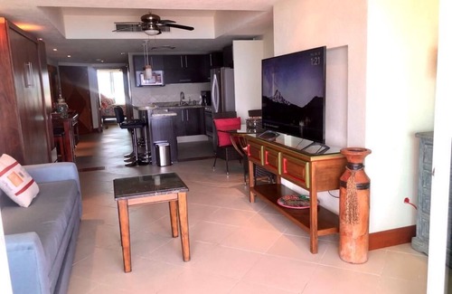 South Hotel Zone Condo | Grand Venetian Luxury Oceanfront Condo with full amenities.