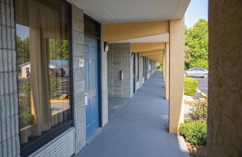 Helenwood Hotel | Grand Vista Hotel