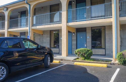 Helenwood Hotel | Grand Vista Hotel