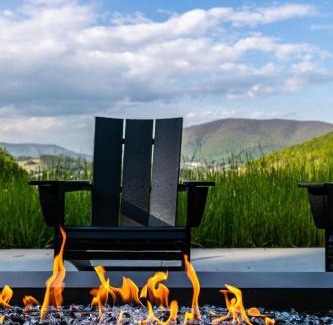 West Jefferson House | Grand Vista Lodge