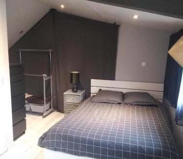 Poissy House | Grande Chambre