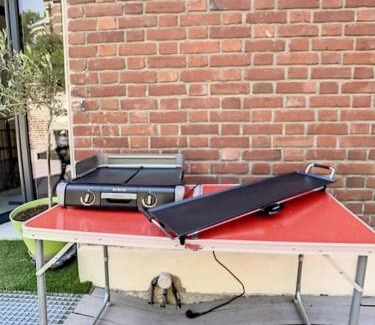 Amiens Apartment | Grande Maison Cosy Terrasse Parking Gare 8 Pers