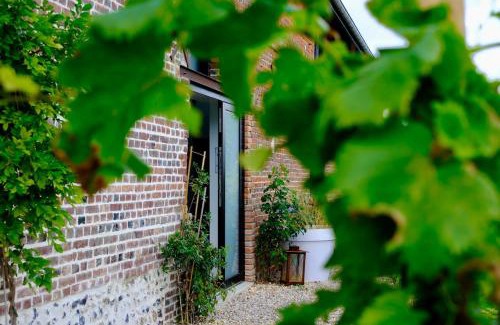 Roncherolles-sur-le-Vivier Apartment | Grande maison familiale 8 pers avec piscine privée