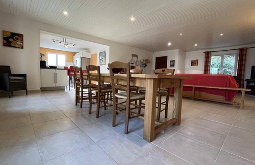 Le Grand-Village-Plage House | Grande Maison Familiale avec SPA, Plage à Proximité, Jardin et Parking - 10 Couchages - FR-1-246A-153