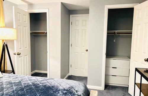 Sedgefield House | Grandover Furniture Market Jamestown
