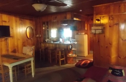 Grand View Beach Cabin | Grandview Beach Cabin on beautiful Mullet Lake
