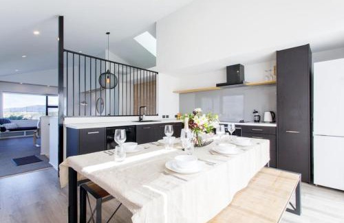 Lake Hawea House | Grandview Vista - Lake Hawea