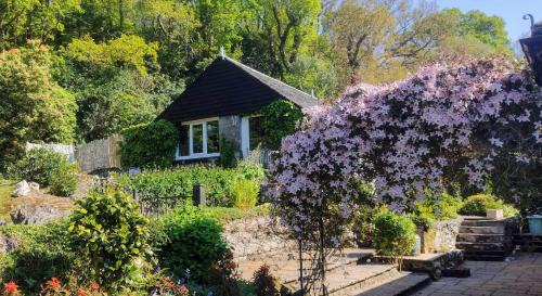 Appin House | Granite Croft