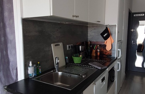 Le Grau-Du-Roi Apartment | GRAU DU ROI Studio 250m from the beach. Shops and town center within walking distance