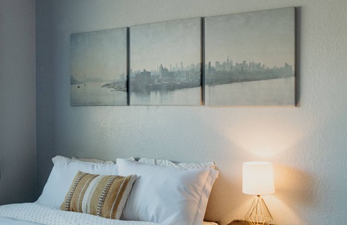 Redding House | Gravity Room Centrally located