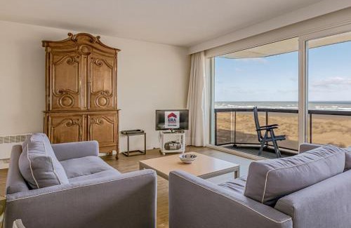 Oostduinkerke Apartment | Gray Dalbion A53 G
