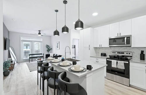 Fort Worth Condo | Grayson 12094 Luxury Living DT Fort Worth 2B2B