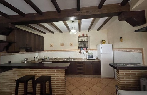 Grazalema Cottage | Grazalema - La Tassone: Charming house, fireplace and terrace