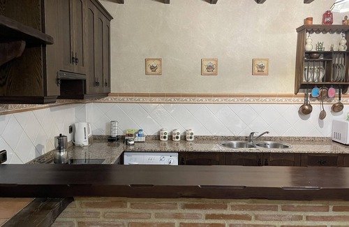 Grazalema Cottage | Grazalema - La Tassone: Charming house, fireplace and terrace