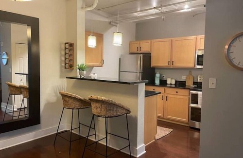 Downtown Denver Condo | Great 1 Bedroom/1 Bath in Historic Building