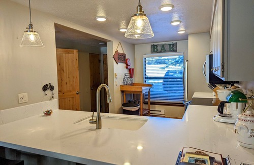 Ketchum Condo | Great 2 bed townhouse. This is the best location in Ketchum!