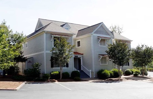 Lackey House | Great 2 BR/2.5 ba townhome at Kingscreek/all the amenities/sleeps 6/family fun