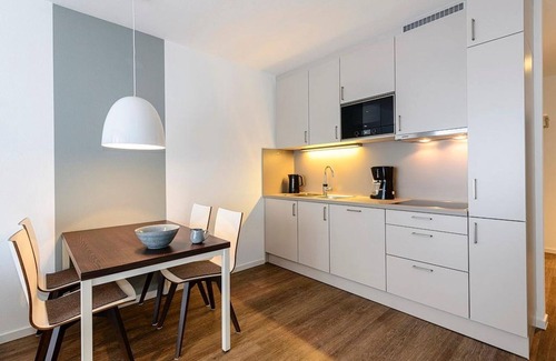 Bensersiel Apartment | Great 3-room vacation apartment in a quiet location with south-facing terrace near the beach -