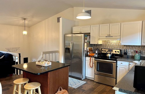 Bonnet Shores House | Great 5 Bedroom in Beautiful Bonnet Shores, Narragansett R
