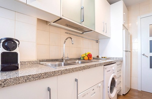 El Arenal Apartment | Great Apartment in the Vibrant El Arenal Quarter. Velarde