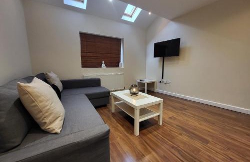Tooting Apartment | Great Apartment Next To Tooting Bec Tube Station!
