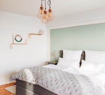 Antonsviertel Apartment | GREAT CITY VIEW I 26 FLOOR I NETFLIX and BOXSPRINGBED