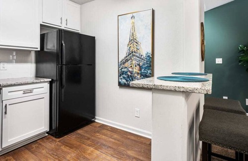 Meadowbrook Apartment | Great Community Amenities | Close to everything