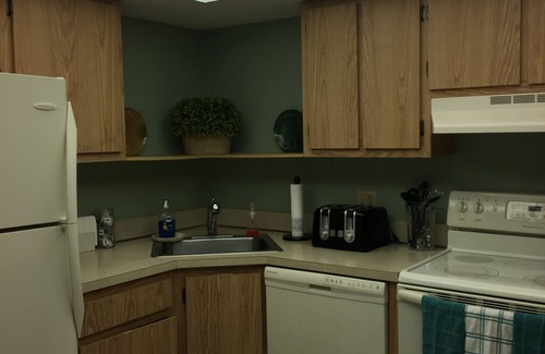 Port Charlotte Condo | Great Condo in a Relaxing 55 Plus Community